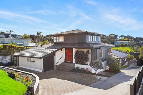 1/63 Churchill Road, Murrays Bay, Auckland