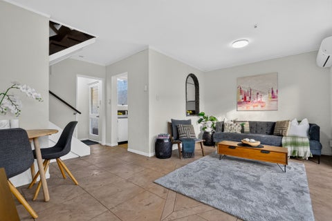 4/3 Glen Road, Browns Bay, Auckland