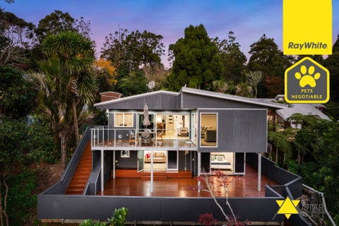 87 Scenic Drive, Titirangi, Auckland