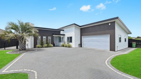 44 Aquila Crescent, Rototuna North, Hamilton