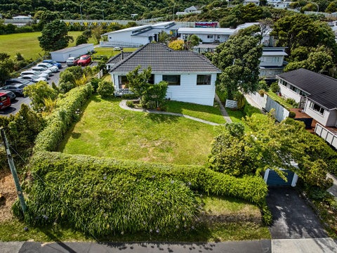 56 Ranui Terrace, Tawa, Wellington