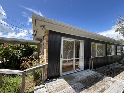 1/24 Hillcrest Avenue, Hillcrest, Auckland