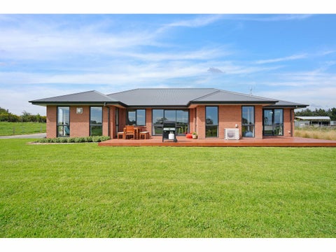 253 Underwood Linds Bridge Road, Makarewa, Invercargill