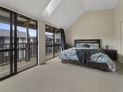 8 Rochdale Way, Stoke, Nelson