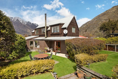 39 Remarkables Crescent, Frankton, Queenstown