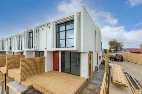 1/47 Freeland Avenue, Mount Roskill, Auckland