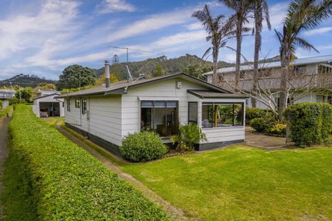 12 Harsant Avenue, Hahei, Whitianga