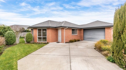 1 Stanwood Grove, Darfield, Darfield