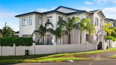 137 Baverstock Road, Flat Bush, Auckland