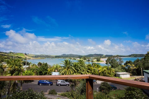 13 BUSH POINT RD, Cable Bay, cable bay
