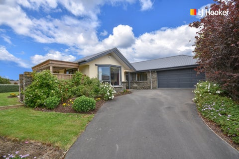 18 Sunninghurst Drive, Fairfield, Dunedin