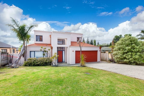 6 Berkshire Terrace, Massey, Auckland