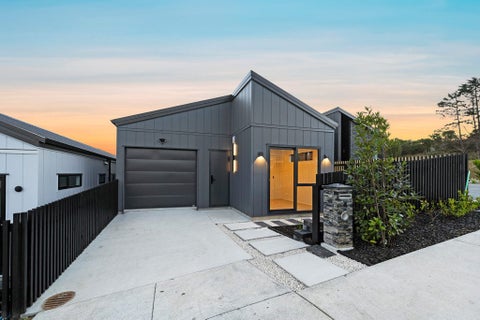 4 Moko Road, Orewa, Orewa