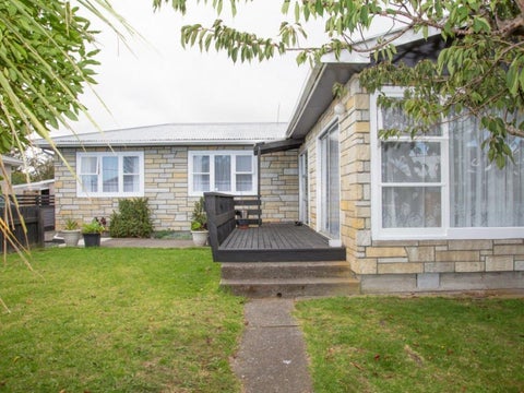 7 Coleman Street, Paraparaumu
