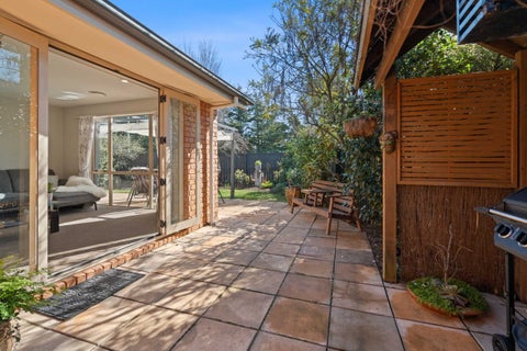 1 Edgewater Lane, Halswell, Christchurch