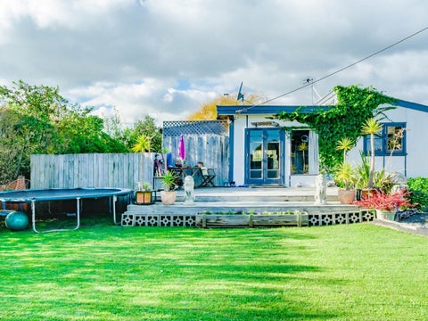 15 Otaihanga Road, Otaihanga, Paraparaumu