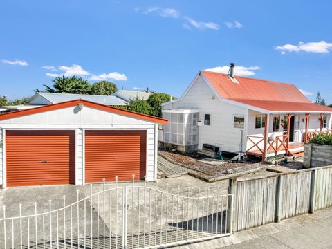 10 Taonui Street, Waitarere Beach, Levin