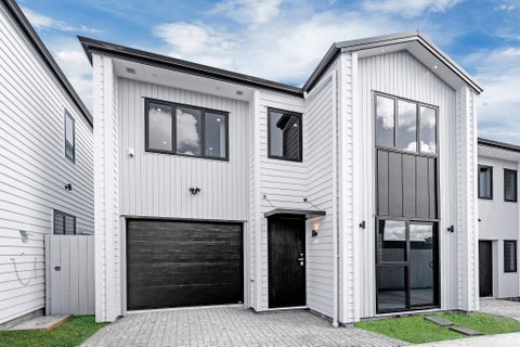 8B Gardiner Grove, Mangere East, Auckland