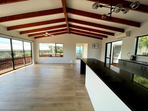 1425 Whangaparaoa Road, Army Bay, Whangaparaoa