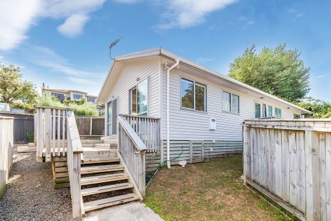 36B Mahoe Street, Tawa, Wellington