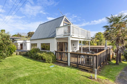 38 Lorenzen Bay Road, Raglan, Raglan