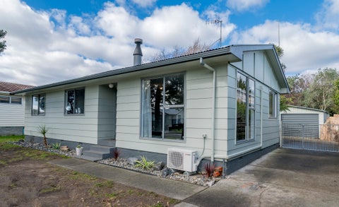 10 Makarini Street, Paraparaumu