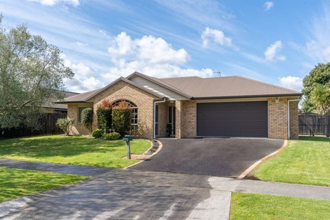 22 Farringdon Avenue, Rototuna North, Hamilton