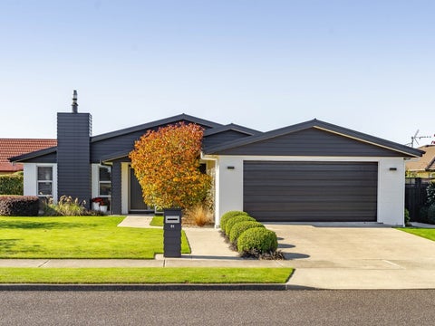 61 Armstrong Avenue, Carterton