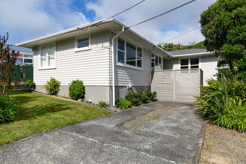 51 Kenmore Street, Newlands, Wellington