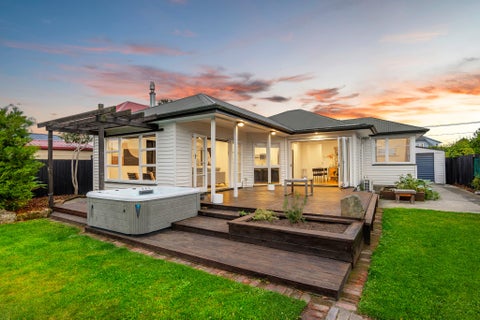 221 Weston Road, St Albans, Christchurch
