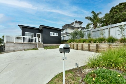25 D'Oyly Drive, Stanmore Bay, Whangaparaoa