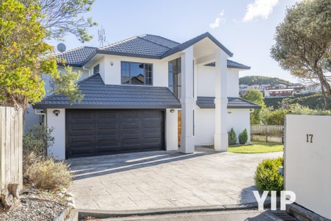 17 Claverton Grove, Churton Park, Wellington