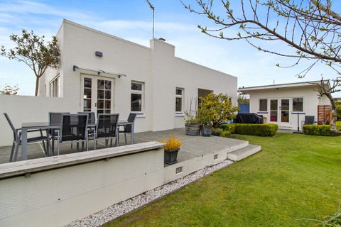 98 Avenue Road, West End, Timaru