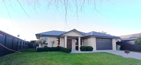 5 Wiltshire Drive, Huntington, Hamilton