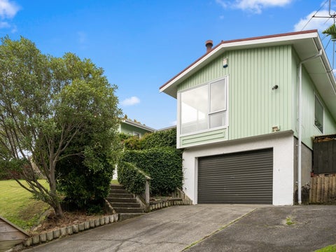 85 Spinnaker Drive, Whitby, Porirua
