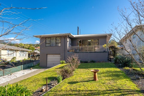 111 Waikawa Road, Picton