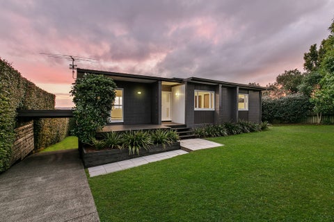 120 Aeroview Drive, Beach Haven, Auckland