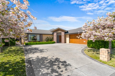 15 Westpark Drive, Burnside, Christchurch