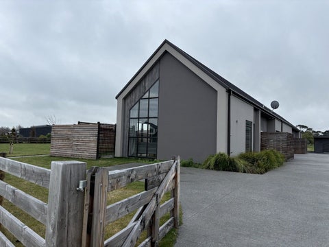 40 Verdeco Boulevard, Lincoln, Lincoln