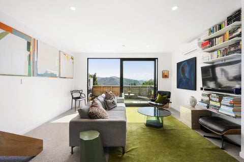 5/52 High Street, Island Bay, Wellington