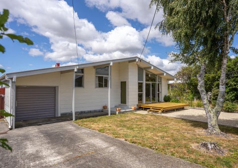 57 Waite Street, Featherston