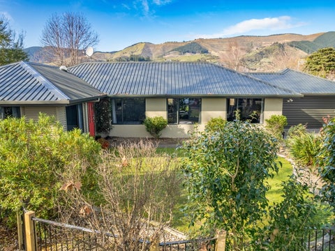 2 Appaloosa Avenue, Richmond