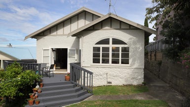 23 Guys Hill Road, Hospital Hill, Napier