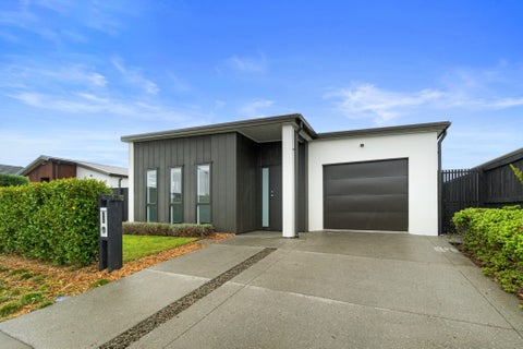 32 Probert Crescent, Chartwell, Hamilton