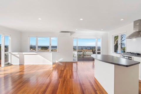 1/253 West Tamaki Road, Wai O Taiki Bay, Auckland