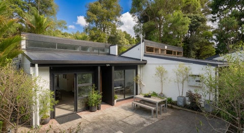3/9A Wyvern Place, Glenfield, Auckland