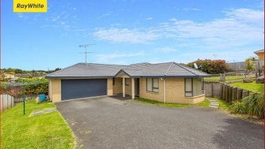 24 Piper Place, Goodwood Heights, Auckland