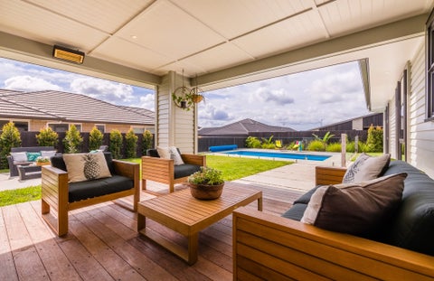 17 Orchard Terrace, Riverhead, Riverhead