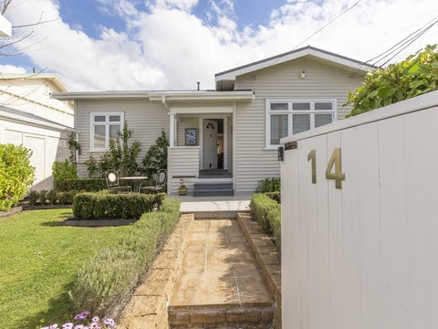 14 Kiwi Road, Point Chevalier, Auckland