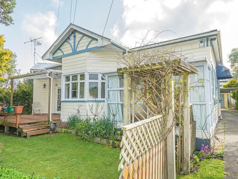 13 Mason Terrace, Gonville, Whanganui